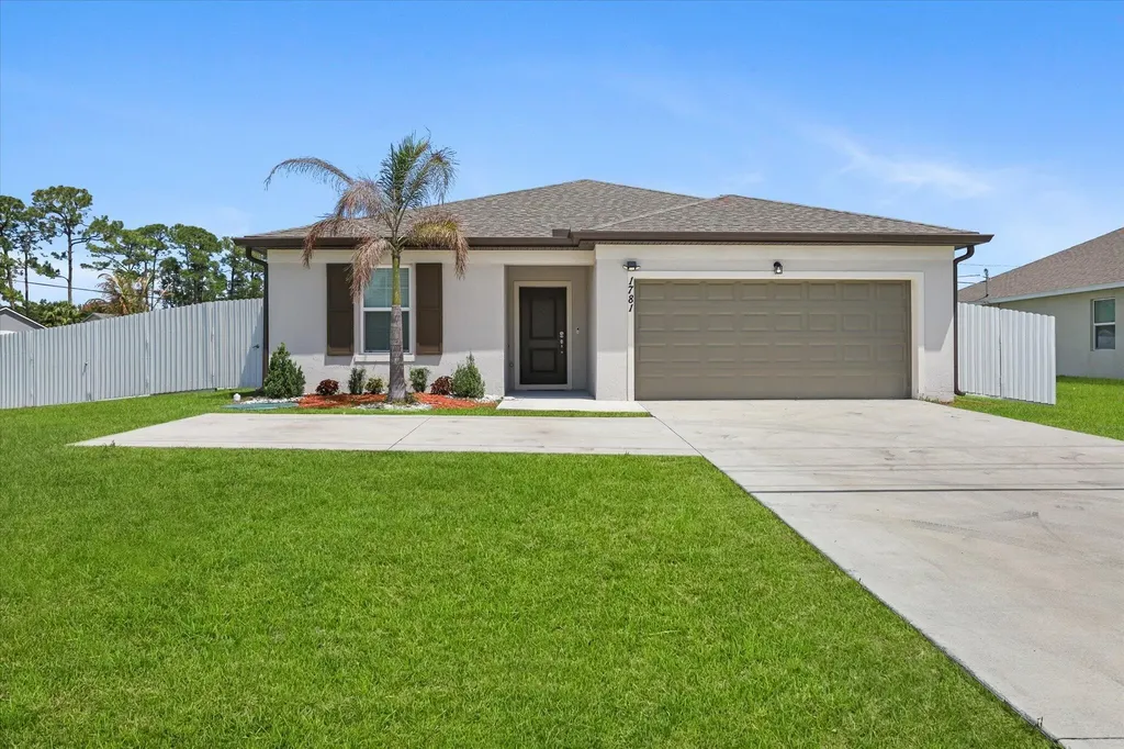 1781 SW Del Rio Boulevard Port St Lucie FL 34953