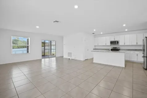 1781 SW Del Rio Boulevard Port St Lucie FL 34953