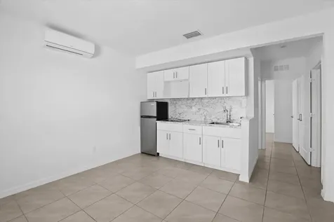 1781 SW Del Rio Boulevard Port St Lucie FL 34953