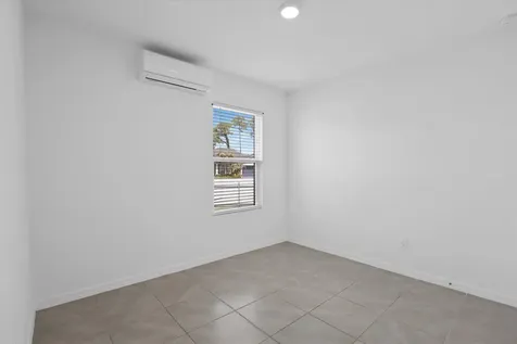 1781 SW Del Rio Boulevard Port St Lucie FL 34953