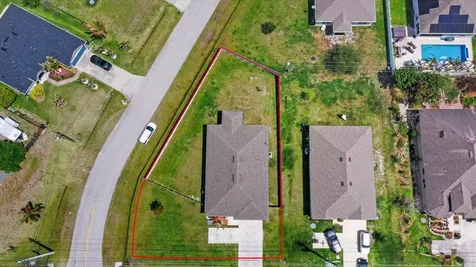 1781 SW Del Rio Boulevard Port St Lucie FL 34953