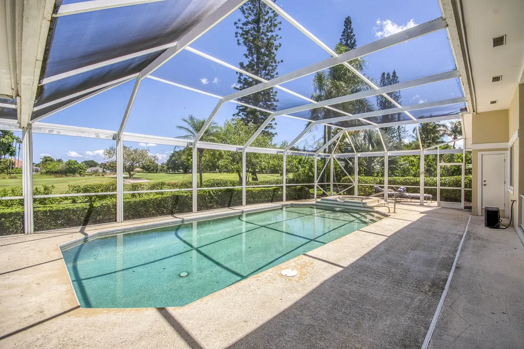 185 Thornton Drive Palm Beach Gardens FL 33418