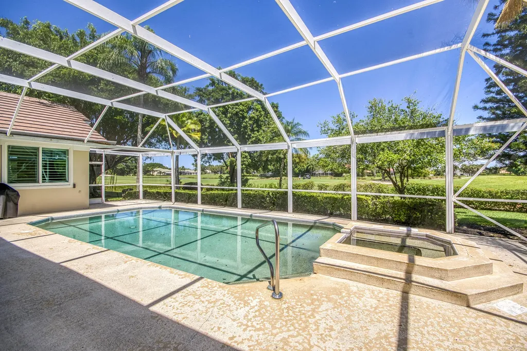 185 Thornton Drive Palm Beach Gardens FL 33418