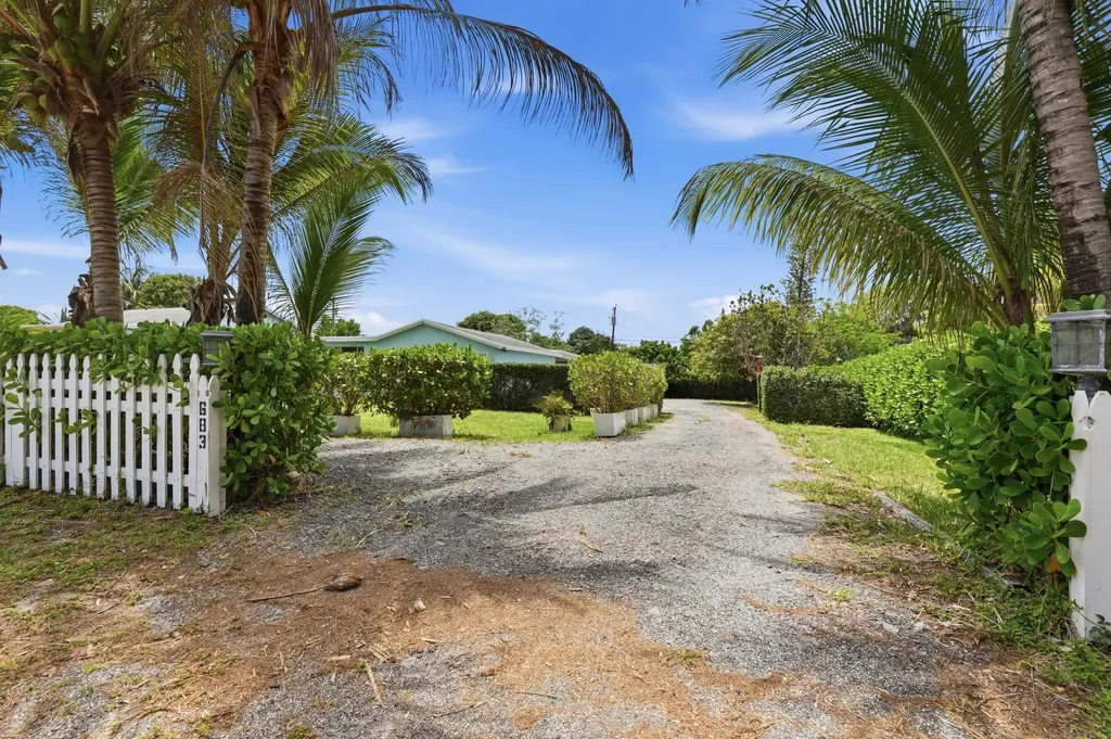 683 Mercury Street West Palm Beach FL 33406