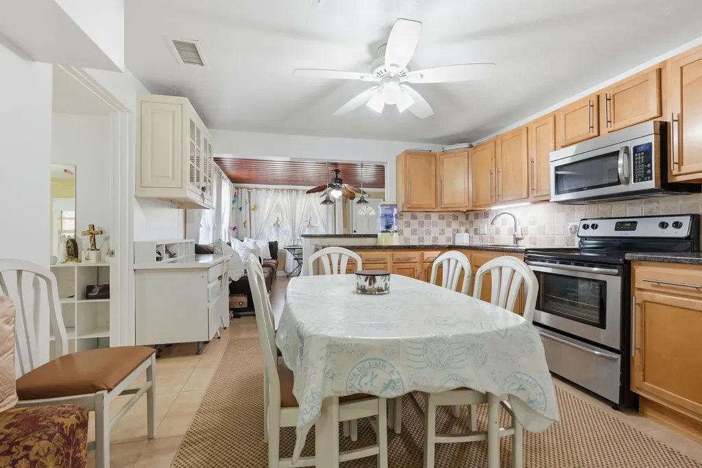 683 Mercury Street West Palm Beach FL 33406