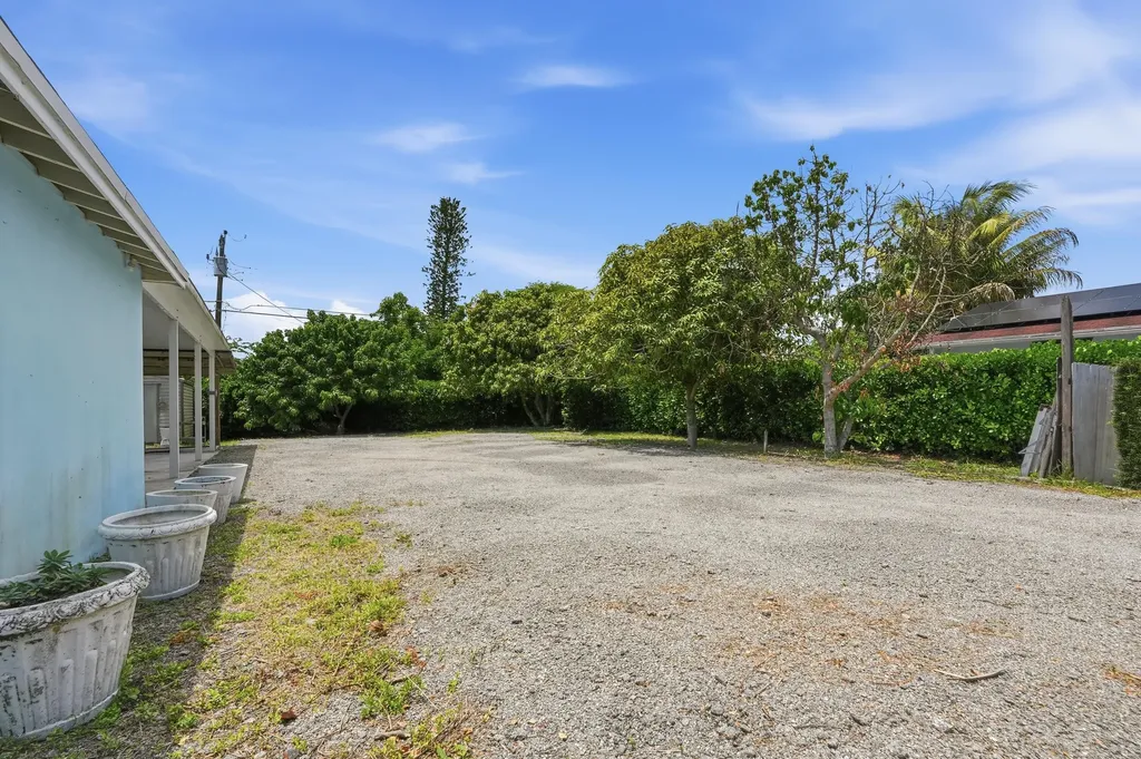 683 Mercury Street West Palm Beach FL 33406