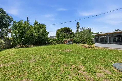 683 Mercury Street West Palm Beach FL 33406