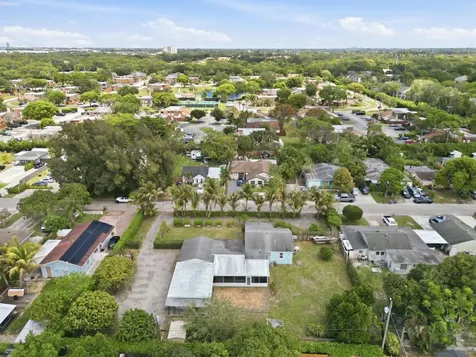 683 Mercury Street West Palm Beach FL 33406