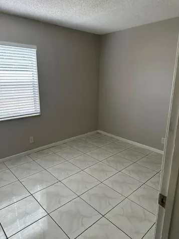 1004 Twin Lakes Drive Coral Springs FL 33071