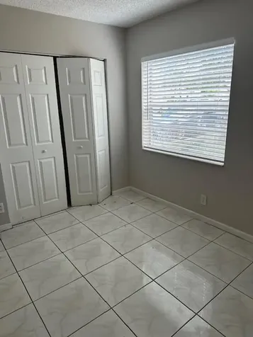 1004 Twin Lakes Drive Coral Springs FL 33071