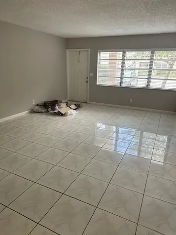 1004 Twin Lakes Drive Coral Springs FL 33071