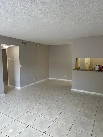 1004 Twin Lakes Drive Coral Springs FL 33071