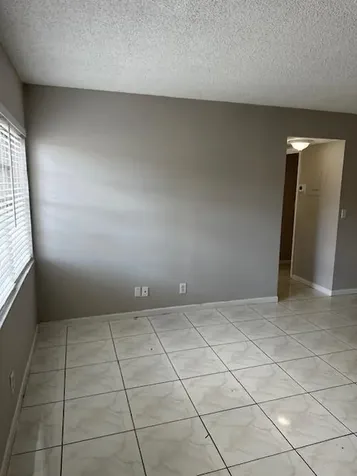 1004 Twin Lakes Drive Coral Springs FL 33071