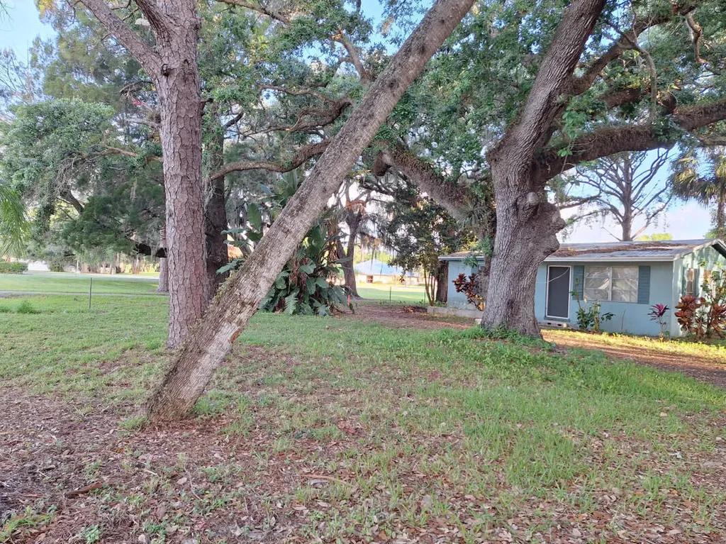3720 Edwards Road Fort Pierce FL 34981