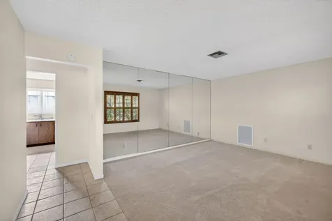 9820 Jonquil Circle N Palm Beach Gardens FL 33410