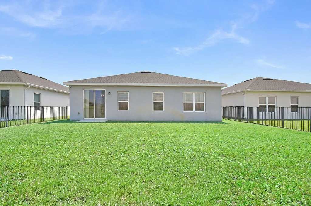 10663 SW Vasari Way Port St Lucie FL 34987