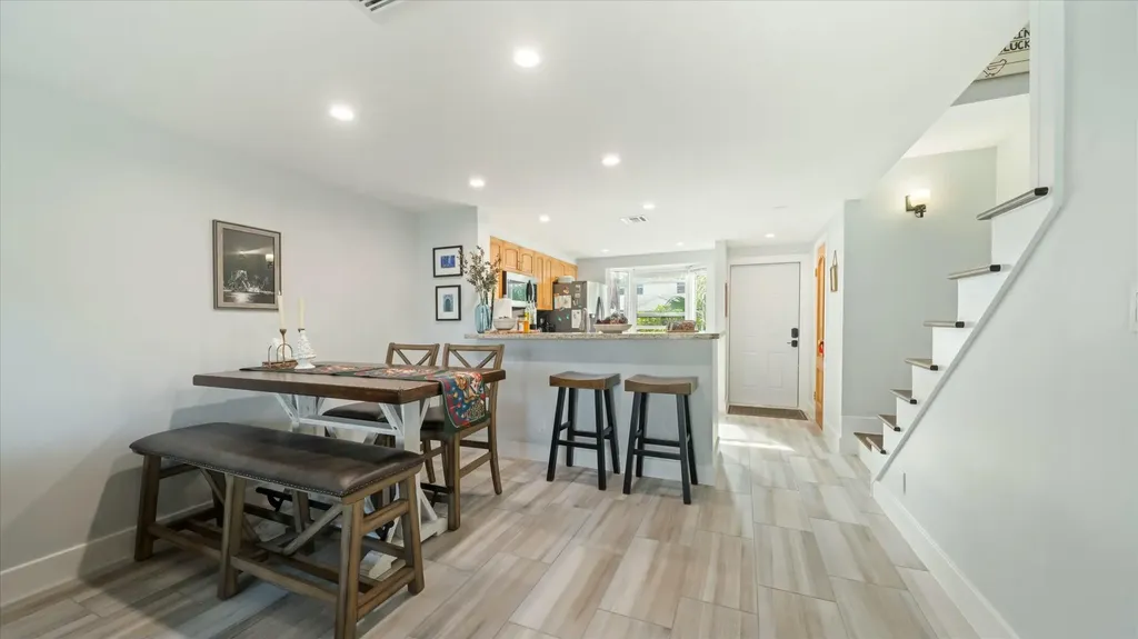 2555 NE 15th Street Pompano Beach FL 33062