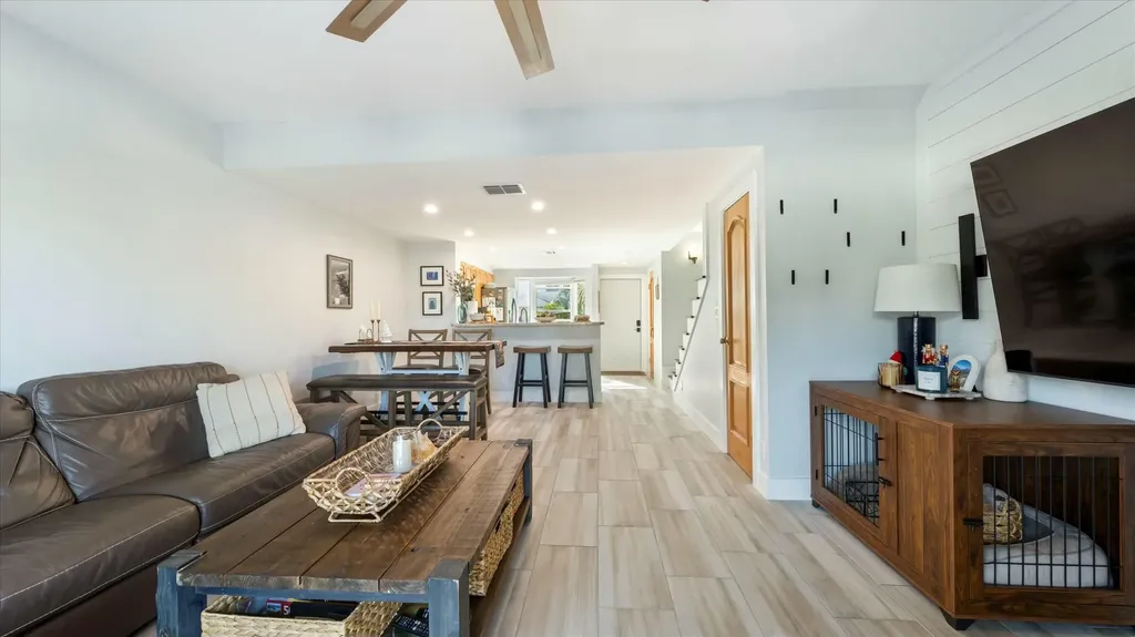 2555 NE 15th Street Pompano Beach FL 33062