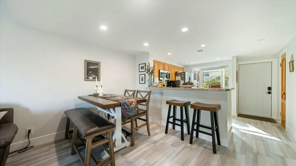 2555 NE 15th Street Pompano Beach FL 33062