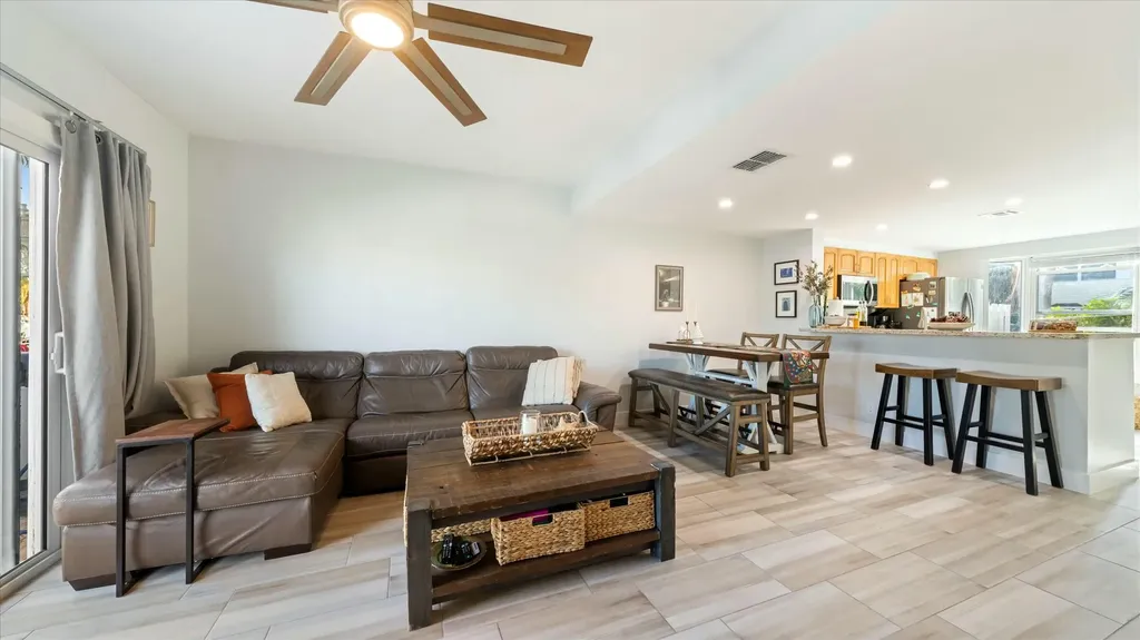 2555 NE 15th Street Pompano Beach FL 33062