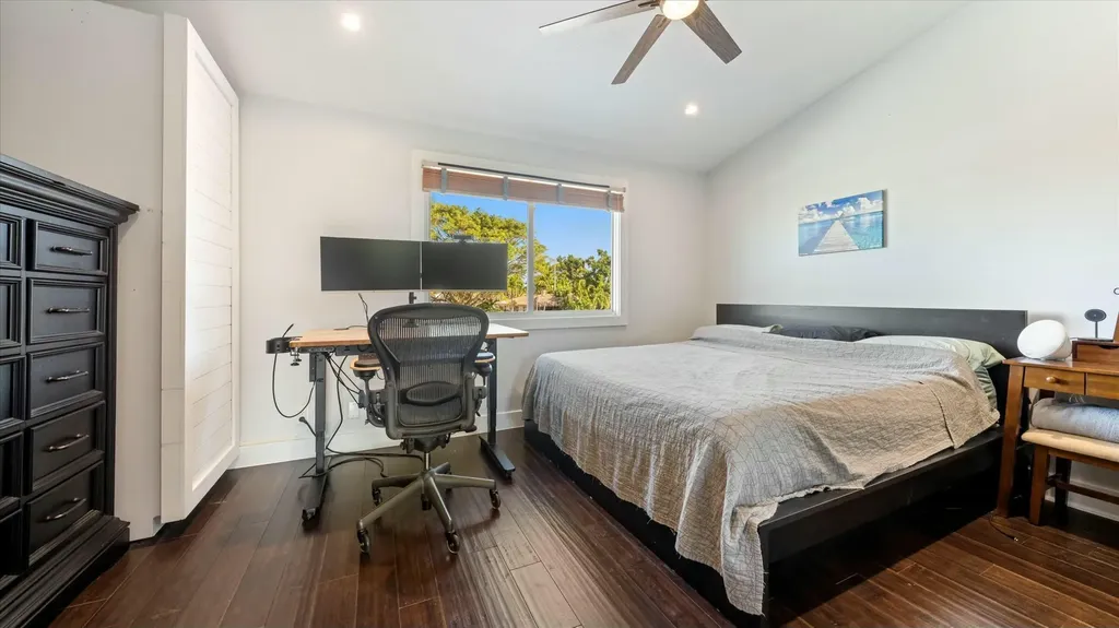 2555 NE 15th Street Pompano Beach FL 33062