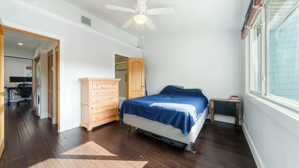 2555 NE 15th Street Pompano Beach FL 33062