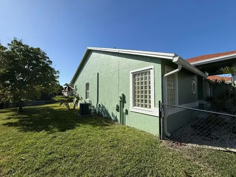 1168 Hatteras Circle Greenacres FL 33413