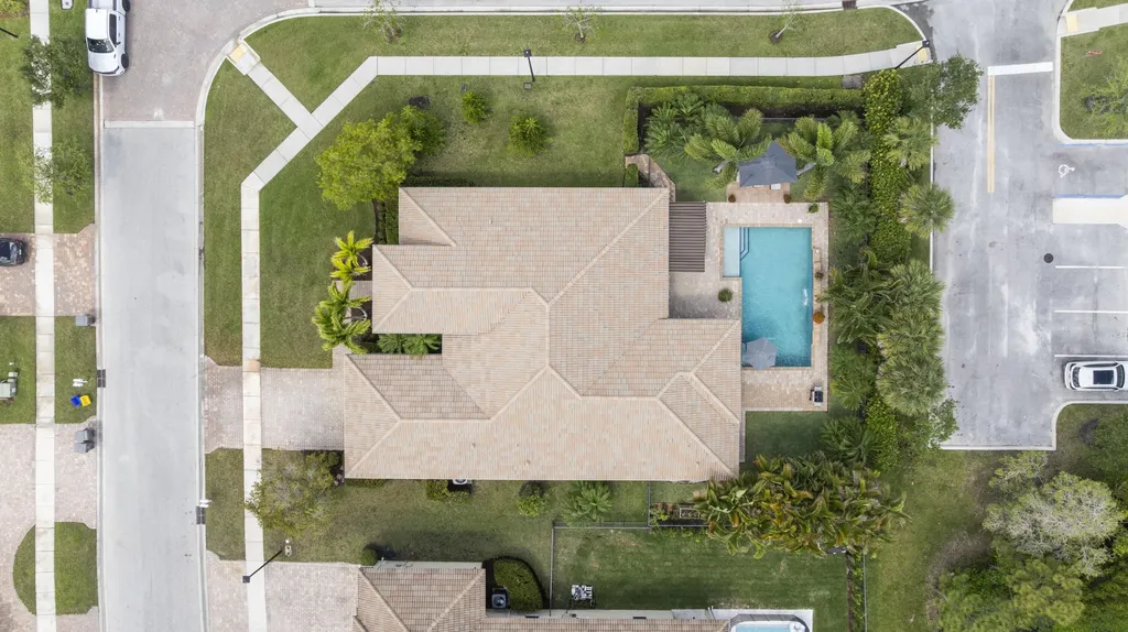 9387 Silent Oak Circle West Palm Beach FL 33411