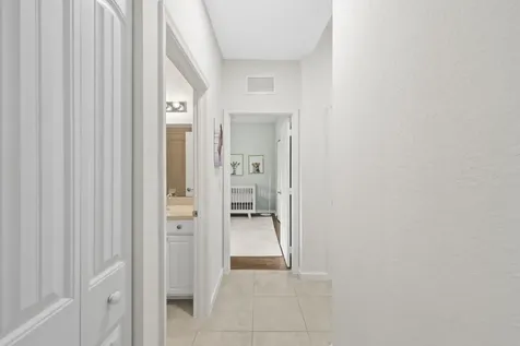 9387 Silent Oak Circle West Palm Beach FL 33411