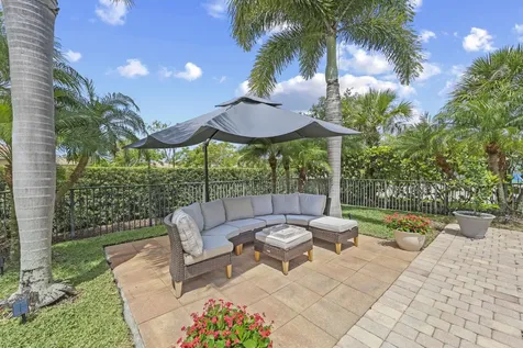 9387 Silent Oak Circle West Palm Beach FL 33411