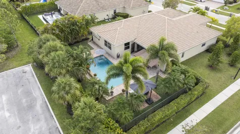 9387 Silent Oak Circle West Palm Beach FL 33411