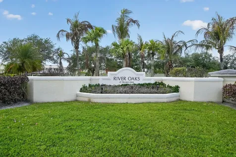 2535 Creekside Drive Fort Pierce FL 34981