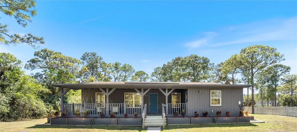 11448 N 68th Street Street N The Acreage FL 33412