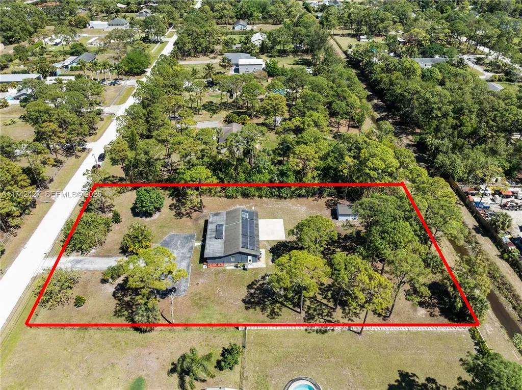 11448 N 68th Street Street N The Acreage FL 33412