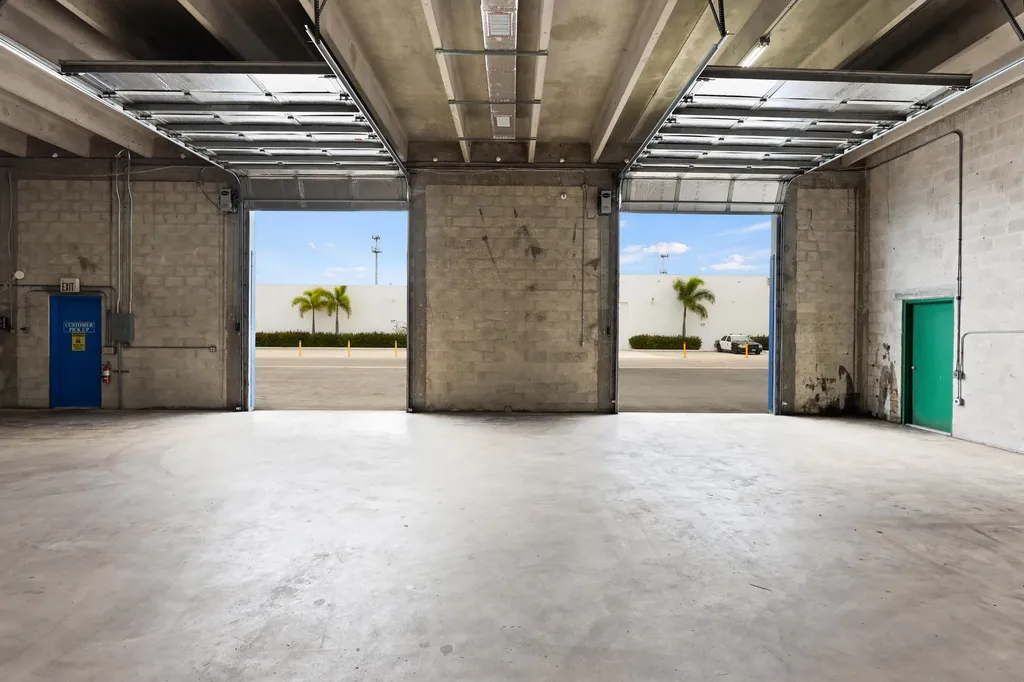 2605 Kelly Lane Lake Worth Beach FL 33460