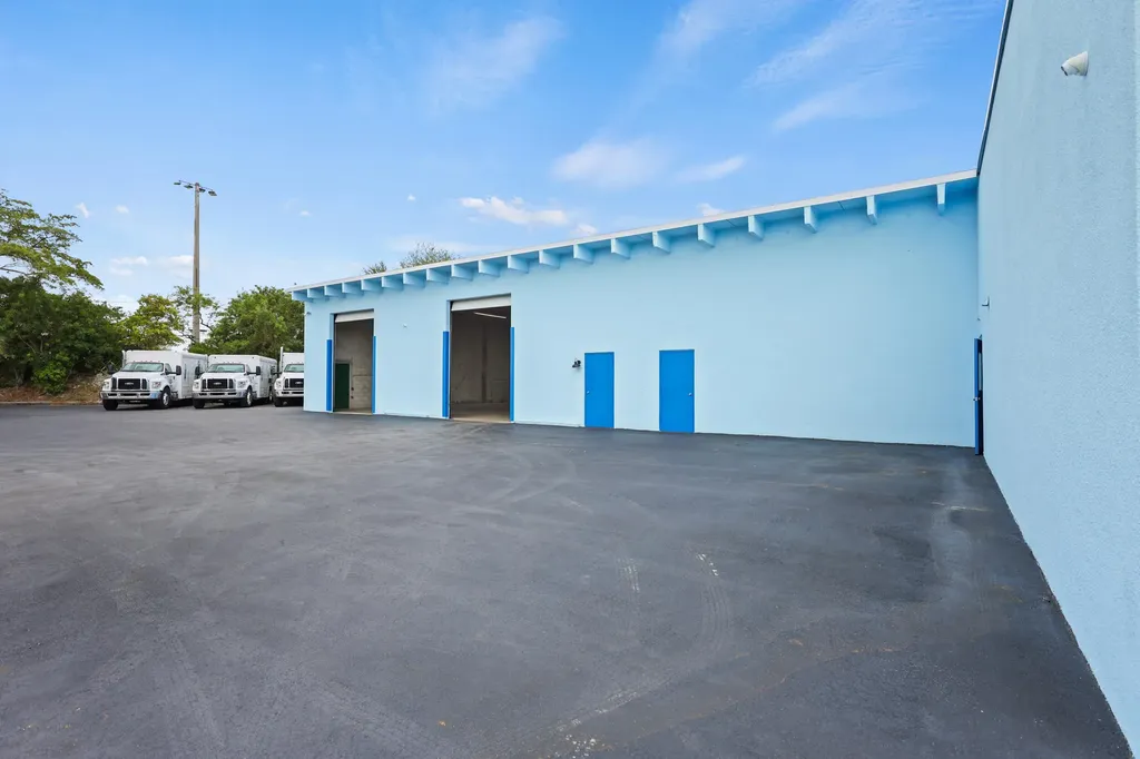 2605 Kelly Lane Lake Worth Beach FL 33460