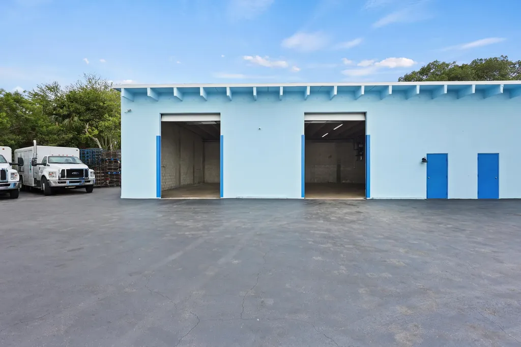 2605 Kelly Lane Lake Worth Beach FL 33460