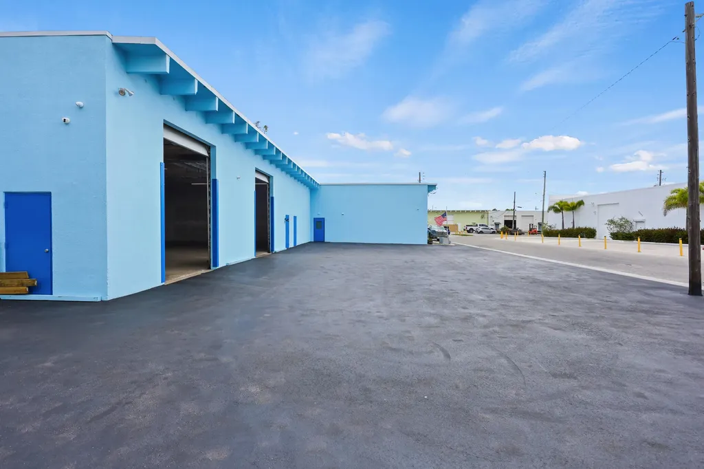 2605 Kelly Lane Lake Worth Beach FL 33460