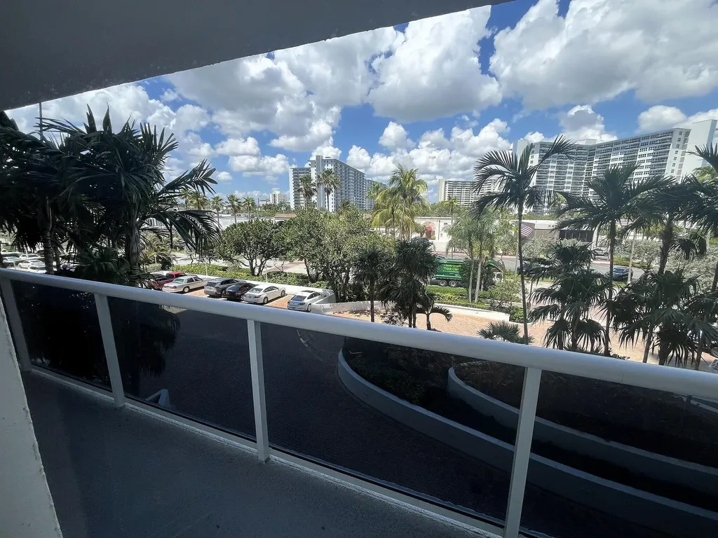 3500 Galt Ocean Drive Fort Lauderdale FL 33308