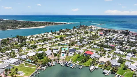 1176 Bayshore Drive Fort Pierce FL 34949