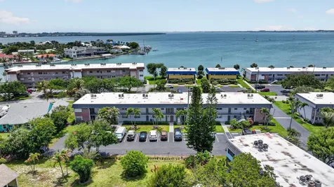 1176 Bayshore Drive Fort Pierce FL 34949