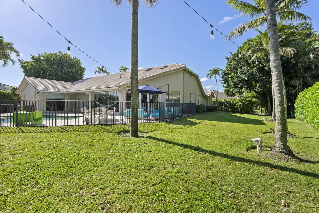 2245 SW 16th Place Boca Raton FL 33486
