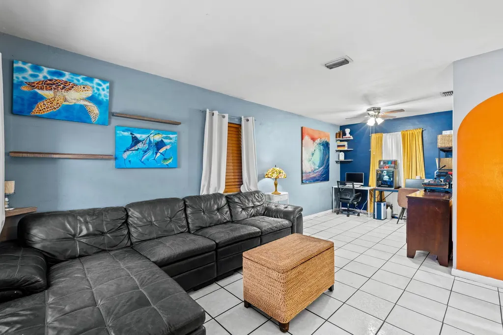 1110 14th Court S Lake Worth Beach FL 33460