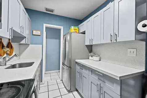 1110 14th Court S Lake Worth Beach FL 33460