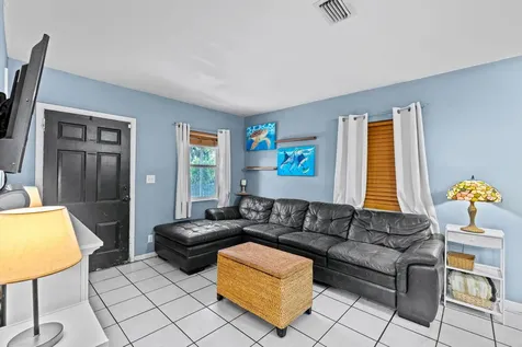 1110 14th Court S Lake Worth Beach FL 33460