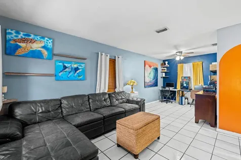 1110 14th Court S Lake Worth Beach FL 33460