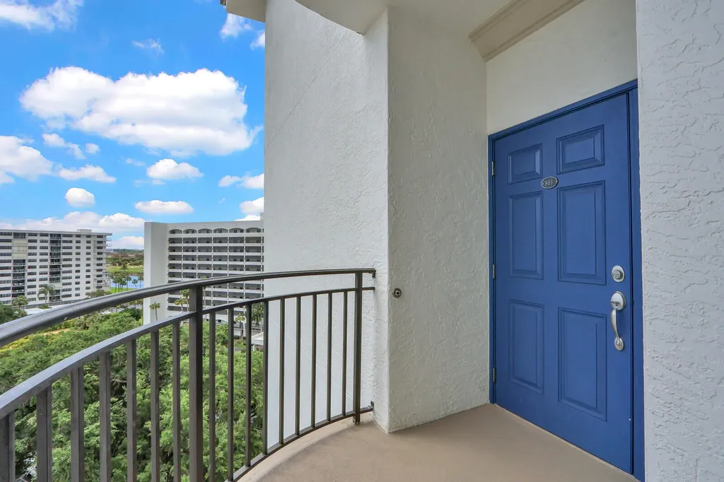 370 Golfview Road North Palm Beach FL 33408
