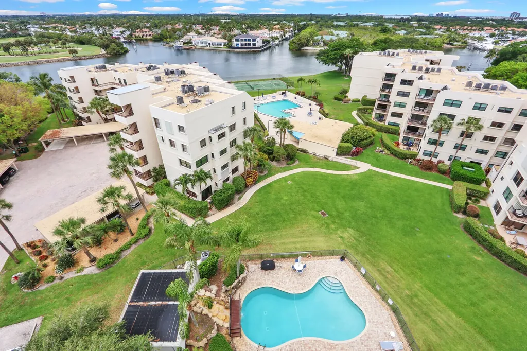 370 Golfview Road North Palm Beach FL 33408