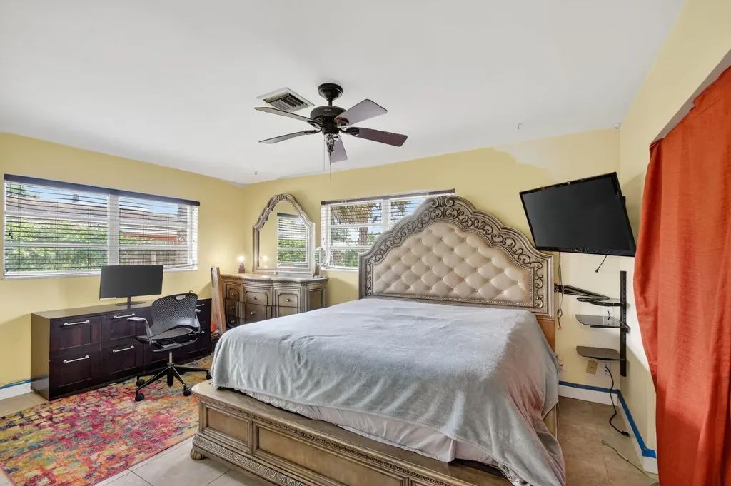 1660 40th Street West Palm Beach FL 33407