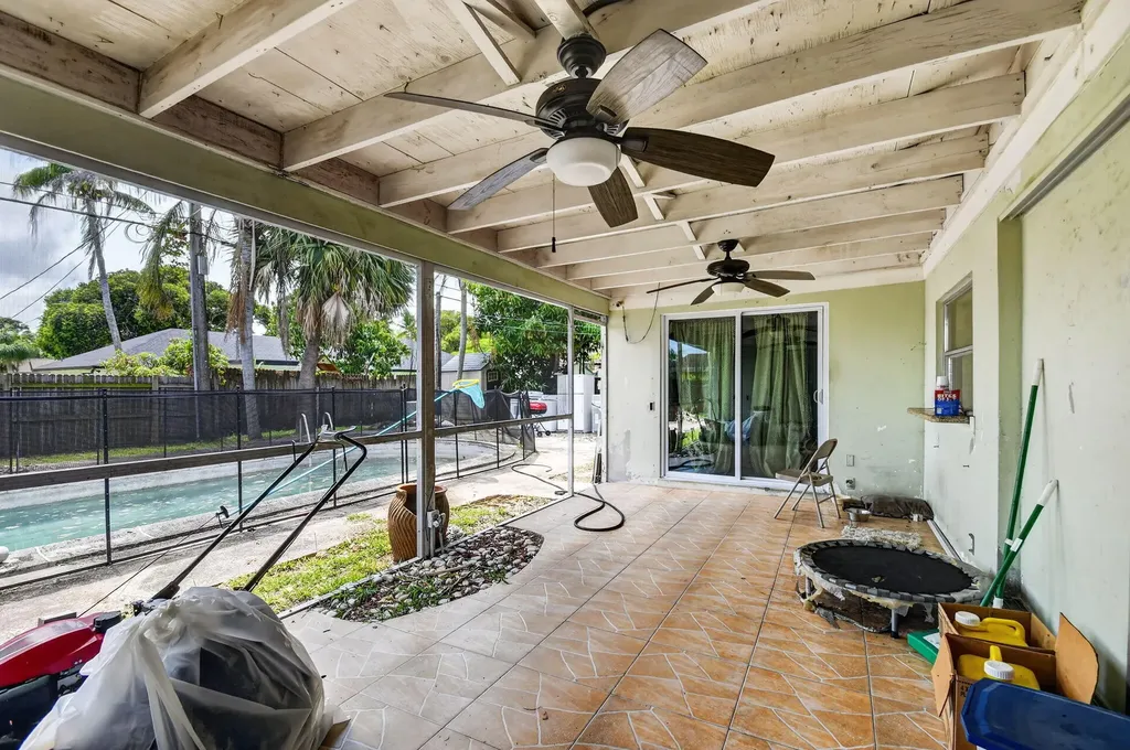 1660 40th Street West Palm Beach FL 33407